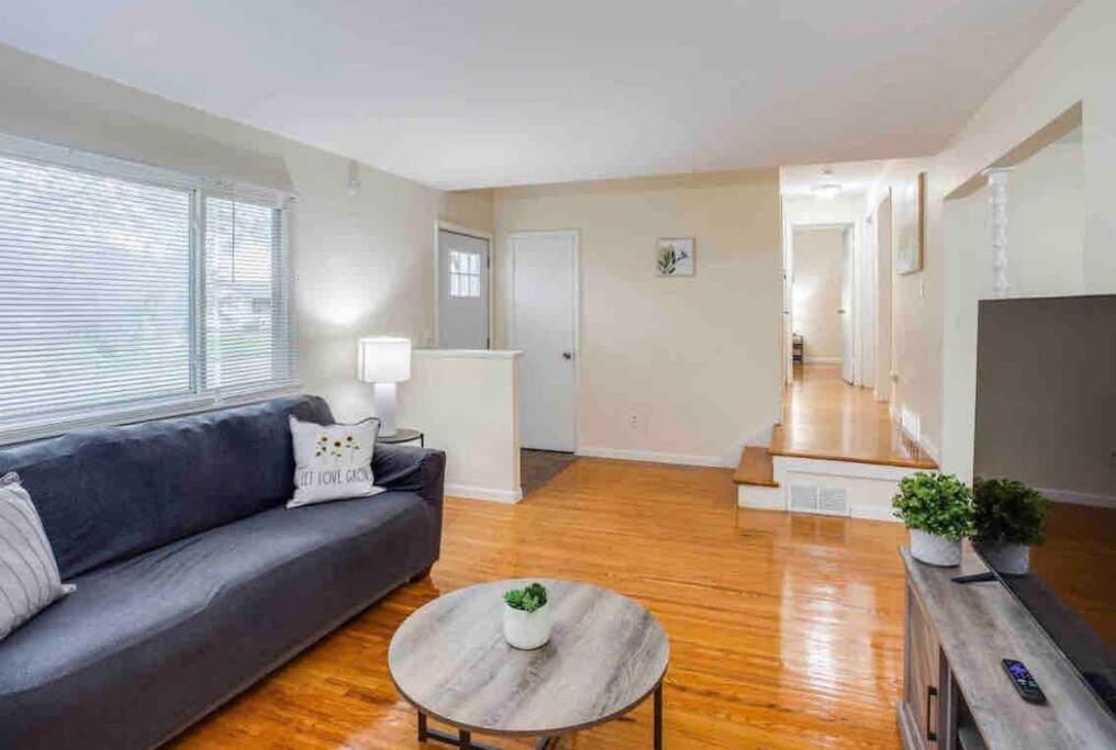 Amazing Ranch Mins Away From Airprt/Rit/Dwtn/Uofr Apartman Rochester Kültér fotó